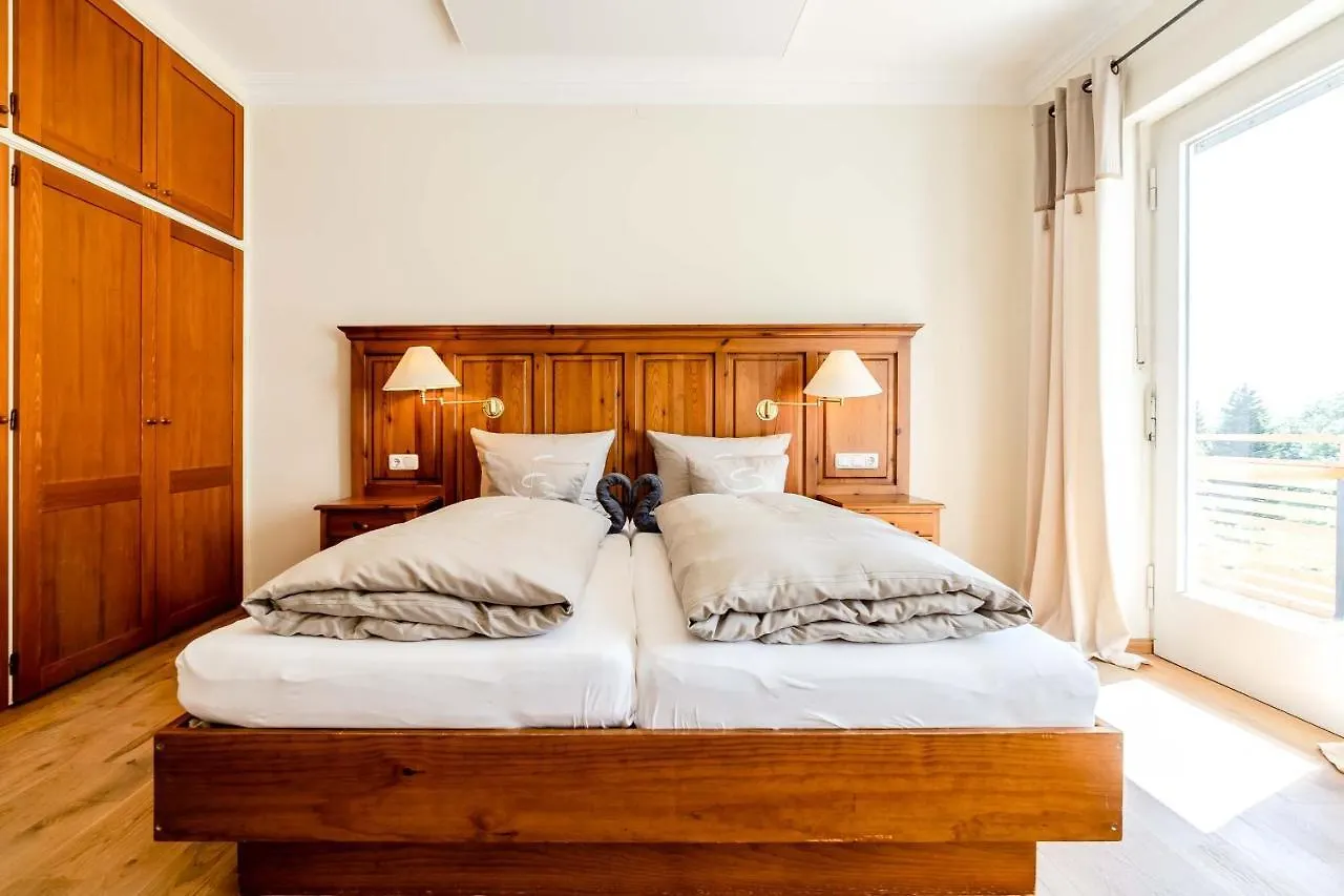Seinz Wisdom Resort - Bio-Hotel Vegan-Vegetarisch Bad Kohlgrub Germany